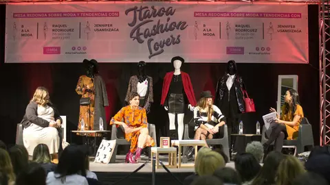 Las influencers Beatriz Canalejo, Jessifer Usandizaga y Raquel Rodríguez se dan cita en un encuentro sobre moda en Itaroa CEDIDAS 4