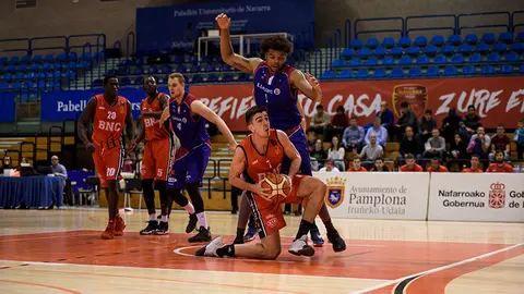 El Basket Navarra se enfrenta en casa al Agustinos. MIGUEL OSÉS_7