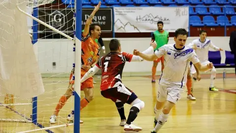 Partudo O Parrulo - Aspil Vidal. Twitter O Parrulo.