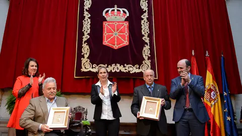 Entrega de la Medalla de Oro de Navarra a título póstumo a Julio Altadill, Arturo Campión y Hermilio de Olóriz. PABLO LASAOSA (2)