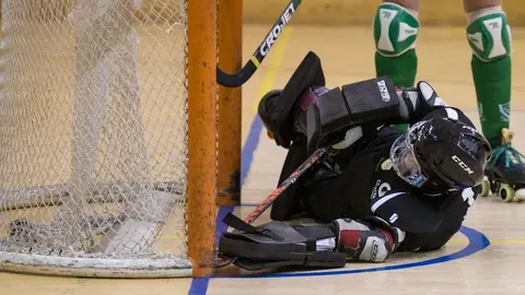 Hockey Iruña - Oberena. MIGUEL OSÉS9
