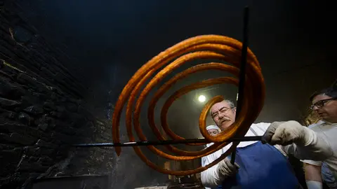 La churrería La Mañueta celebra su 145 aniversario. PABLO LASAOSA 010
