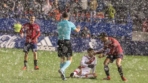 Partido de Liga entre Osasuna y Rayo Vallecano disputado en El Sadar (28). IÑIGO ALZUGARAY