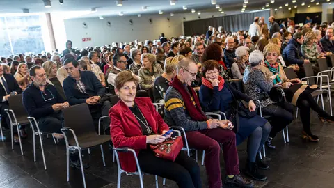 La presidenta de Navarra, Uxue Barkos, preside el homenaje del Gobierno de Navarra a sus empleados que se han jubilado en 2017 (04). IÑIGO ALZUGARAY