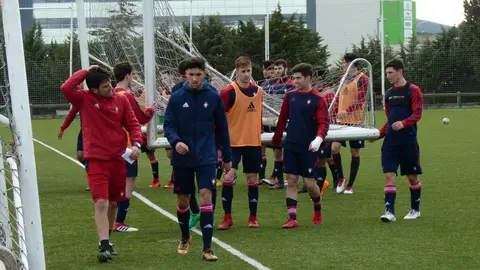 Entrenamiento de Osasuna B en Tajonar-4