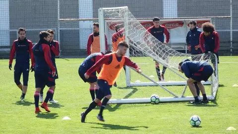 Entrenamiento de Osasuna en Tajonar.