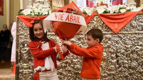 Celebración del cuarto peldaño de la escalera de San Fermín con una misa en la capilla del santo. PABLO LASAOSA (12)