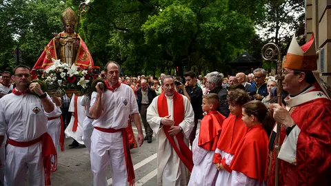 Procesión con San Fermín de Aldapa hasta San Lorenzo y sexta misa de la escalera. MIGUEL OSÉS_10