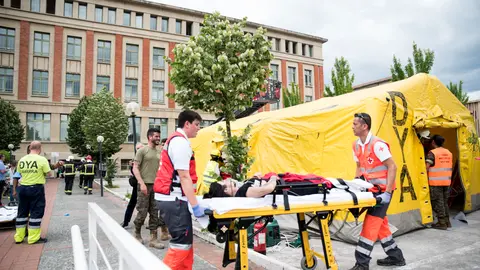 Simulacro de incendios en la Residencia Amavir Argaray. MIGUEL SANTIAGO19