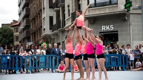 El barrio del Ensanche acoge 16 actividades artísticas, culturales y deportivas. MIGUEL SANTIAGO07