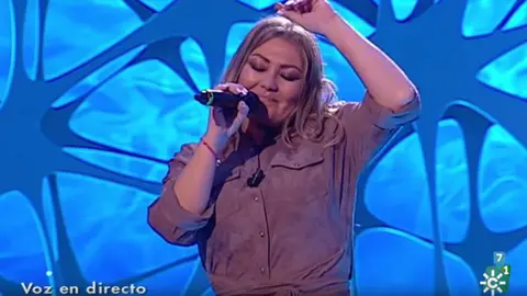 La cantante Amaia Montero durante su actuación en el programa La tarde aquí y ahora Foto CANAL SUR