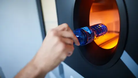 9 Julio San Fermin Maquina Recicla Botellas 10 centimos4331