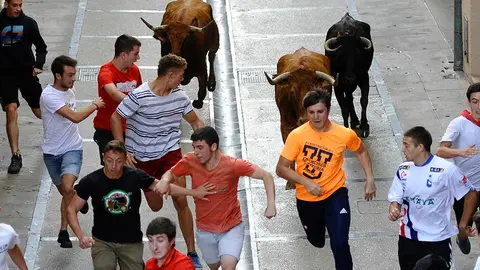 Primer encierro de las fiestas de Estella de 2018. MIGUEL OSÉS (15)