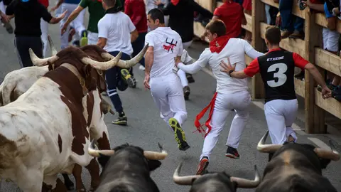 Segundo encierro de las fiestas de Tafalla de 2018. PABLO LASAOSA_6