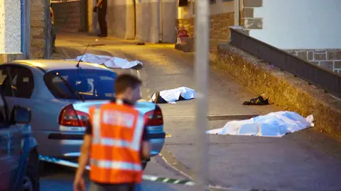 Tres personas han muerto asesinadas a tiros de escopeta en una pelea entre familias gitanas en Cáseda. PABLO LASAOSA (2)