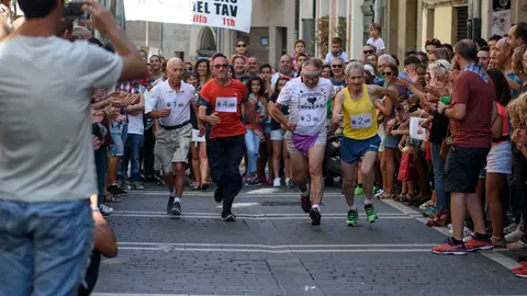 XXXVIII Cross de los Carrozas por las calles Carmen y Navarrería. MIGUEL OSÉS_4