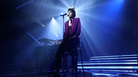 Natalia durante su actuación en la gala 8 de Operación Triunfo. JOSÉ IRÚN RTVE