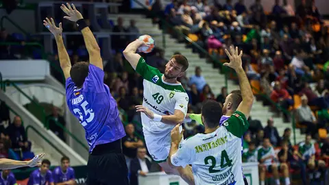 Nantes El Helvetia Anaitasuna y el Quabit Guadalajara se enfrentan en partido de la decimocuarta jornada de la Liga Asobal. MIGUEL OSÉS 12