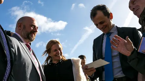 El ministro de Ciencia, Innovación y Universidades, Pedro Duque,  acude a una sesión de 'Escuela de estrellas' en el Planetario de Pamplona (03). IÑIGO ALZUGARAY