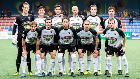 Equipo titular del Tudelano en el nuevo estadio de Ganzabal. UP Langreo.