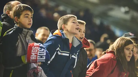 La grada de Osasuna vibra con el partido contra el Alcorcón. MIGUEL OSÉS 15