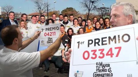 Imagenes de los vendedores y ganadores de la Lotería de Navidad de2018 en Navarra 1