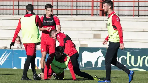 Entrenamiento de Osasuna en las instalaciones de Tajonar (32). IÑIGO ALZUGARAY