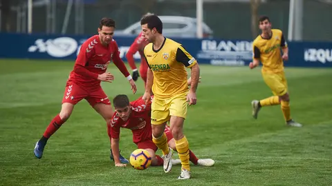 Partido amistoso antes del partido contra el Mallorca entre Osasuna e Izarra en las instalaciones de Tajonar. MIGUEL OSÉS 3