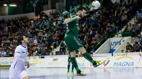 Partido de fútbol sala entre Osasuna Magna y O' Parrulo disputado en el Pabellón Anaitasuna (21). IÑIGO ALZUGARAY