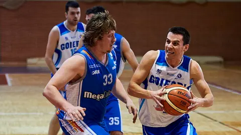 Partido entre el FNB Ardoi y el Goierri. MIGUEL OSÉS 13