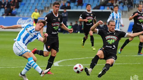 Partido entre el filial de la Real Sociedad y el Tudelano en los campos de Zubieta. Twitter R