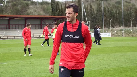 Juan Villar en un entrenamiento en Tajonar