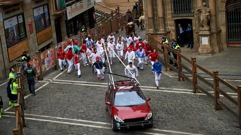 Grabación de la pelicula asiatica 'Line Walker II' por las calles de Pamplona. MIGUEL OSÉS 6