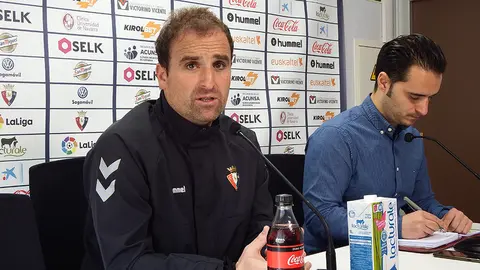 Jagoba Arrasate en rueda de prensa en Tajonar