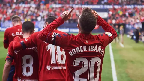 Osasuna se enfrenta al Extremadura en el Sadar. PABLO LASAOSA 20