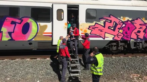 Tren averiado en Lodosa que cubría el recorrido entre Miranda de Ebro y Zaragoza POLICÍA FORAL (12)
