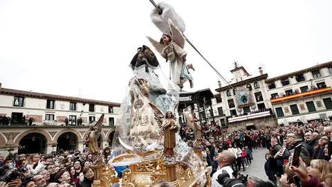 Bajada del Ángel en Tudela EFE (1)