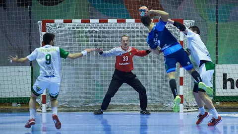 El Anaitasuna se enfrenta al Cangas en Pamplona. PABLO LASAOSA 19