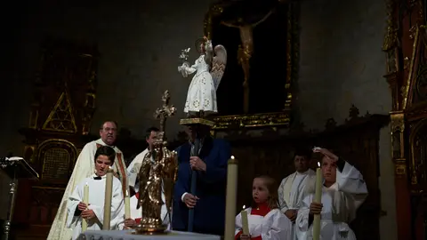 El Ángel de Aralar llega a Pamplona. PABLO LASAOSA 13