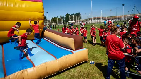 Fiesta de la Fundaci..n Osasuna en los campos de Tajonar. MIGUEL OSES