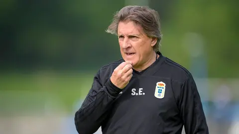 Sergio Egea es el entrenador del Real Oviedo. @RealOviedo.