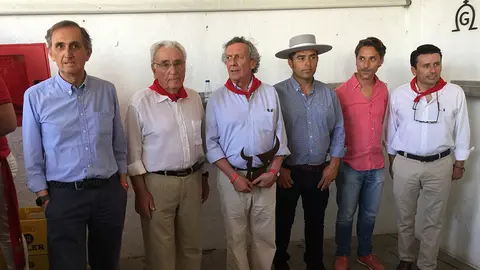 Entrega del premio Carriquiri 2018 a la ganadería Puerto de San Lorenzo en el apartado del 7 de julio de 2019.