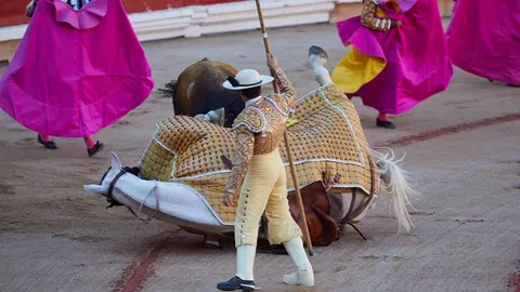 Quinta corrida de Sanfermines 2019 con la ganadería Victoriano del Río y los toreros Antonio Ferrera, 'El Juli' y Pablo Aguado. IÑIGO ALZUGARAY