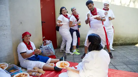 Las pasillos de la Plaza de Toros de Pamplona durante la quinta corrida de Sanfermines 2019. IÑIGO ALZUGARAY