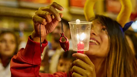 Con el 'Pobre de Mi' en la Plaza Consistorial de Pamplona finalizan las fiestas de San Fermín 2019. IÑIGO ALZUGARAY