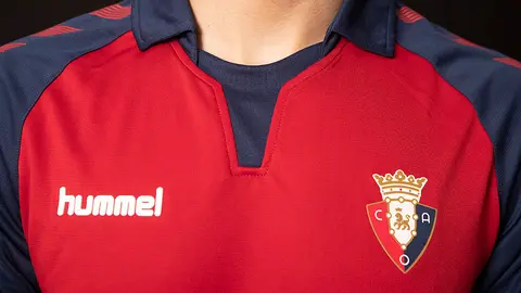Primera equipación de Osasuna para la temporada 2019-2020 OSASUNA