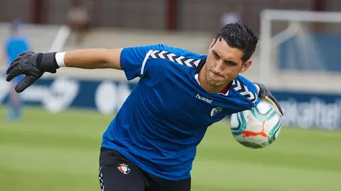 Sergio Herrera. Entrenamiento de pretemporada de Osasuna en las instalaciones de Tajonar. IÑIGO ALZUGARAY
