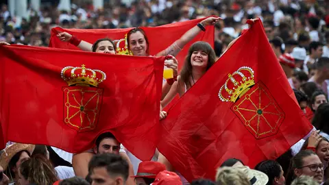 Comienzo de las fiestas de Santa Ana de 2019 en la Plaza del Reloj de Tudela. MIGUEL OSÉS
