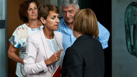 Reunión de PSN, Geroa Bai, Podemos e Izquierda-Ezerra en el marco de las negociaciones para el acuerdo en torno al Gobierno de Navarra. MIGUEL OSÉS