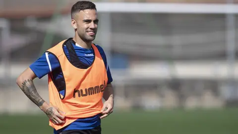 Rober Ibáñez durante un entrenamiento OSASUNA